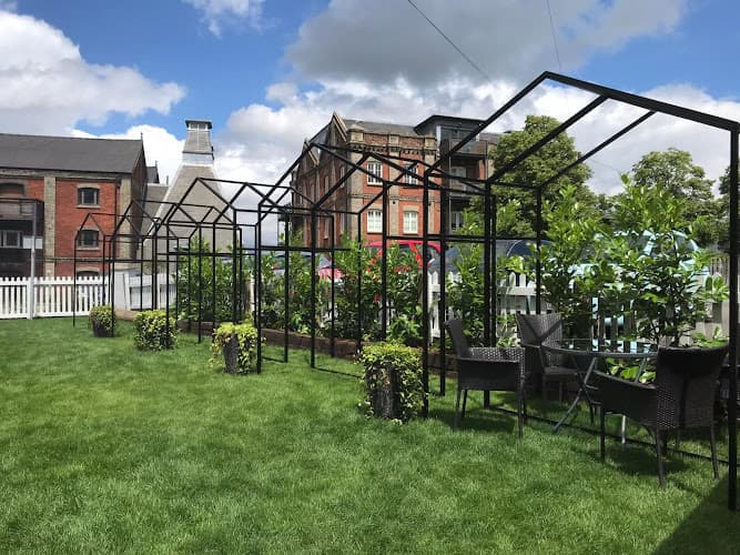 Business listing image