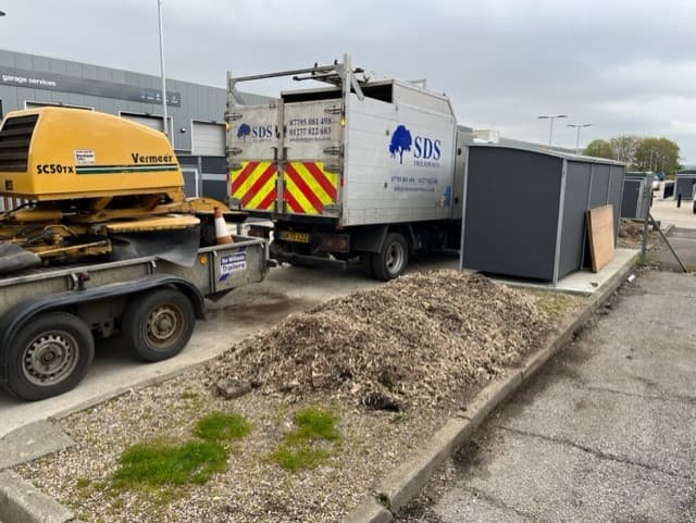 Business listing image